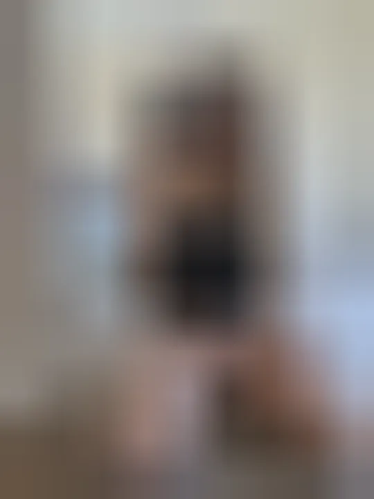 Keltoum, 19 ans — rencontre lesbienne à Montauban-de-Bretagne