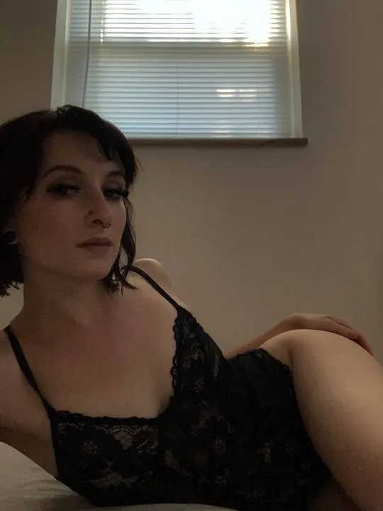 Sirine, 38 ans — rencontre lesbienne à Dijon