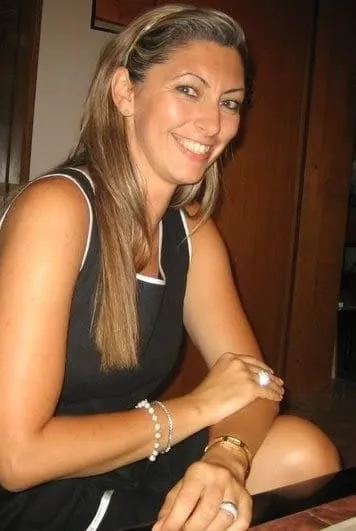 Farah, 36 ans — rencontre lesbienne à Lanester