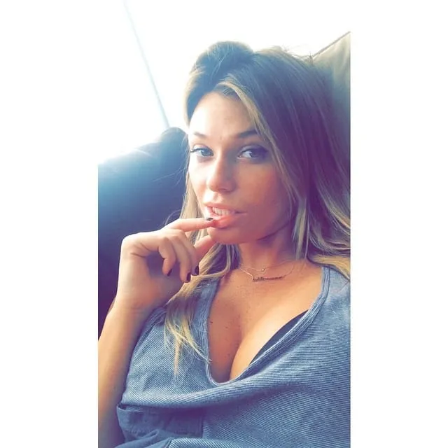 Mya, 24 ans — rencontre lesbienne à Houilles