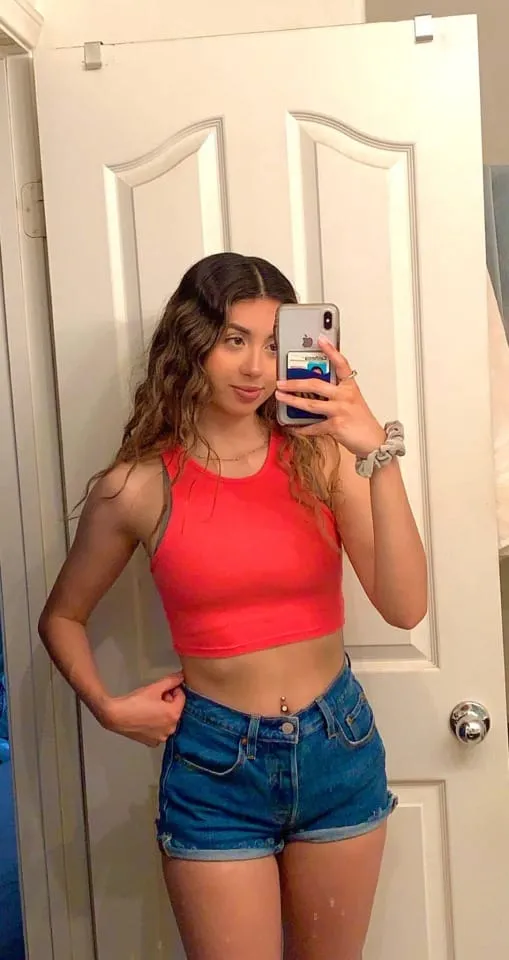 Anna, 22 ans — rencontre lesbienne à Macouria