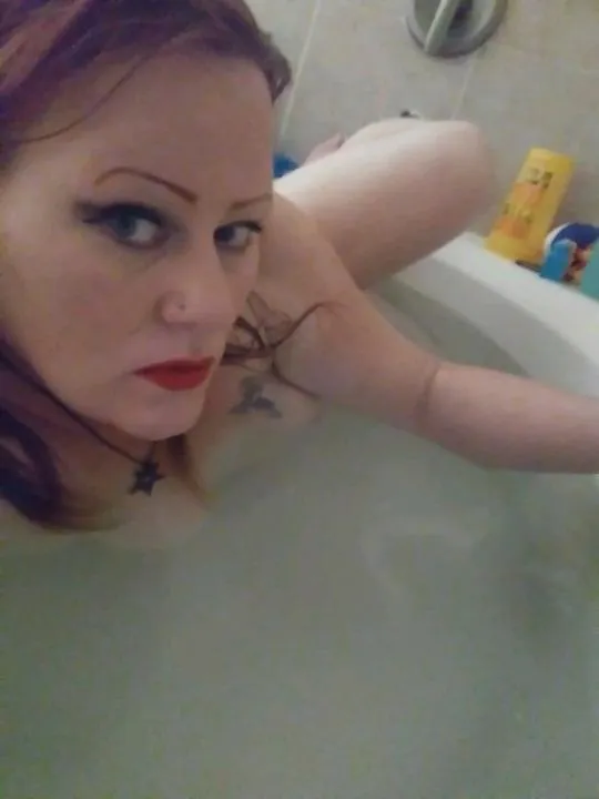 Yuna, 32 ans — rencontre lesbienne à Paris