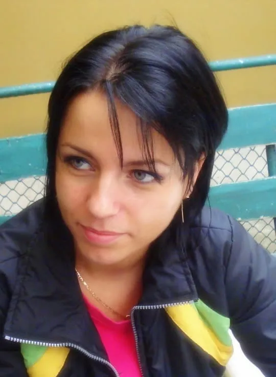 Thaïs, 22 ans — rencontre lesbienne à Coursan