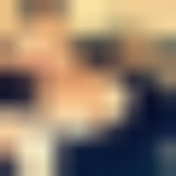Éliane, 23 ans — rencontre lesbienne à Villejuif