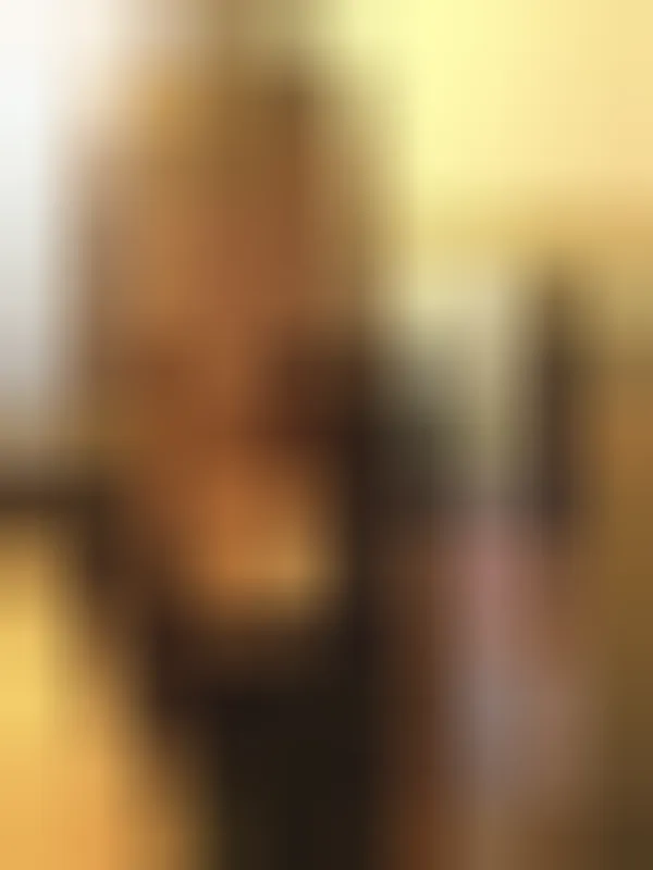 Louna, 27 ans — rencontre lesbienne à Le Beausset