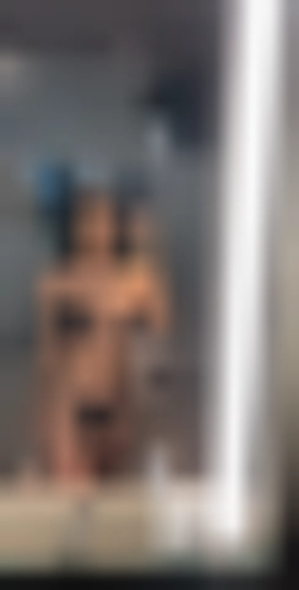 Leïla, 24 ans — rencontre lesbienne à Montreuil