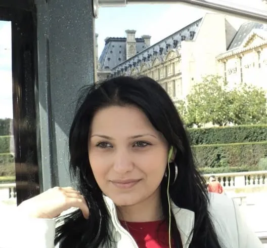 Lena, 27 ans — rencontre lesbienne à Calais