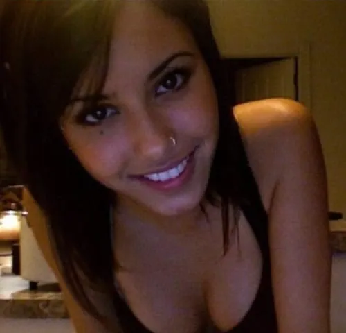 Habiba, 22 ans — rencontre lesbienne à Narbonne