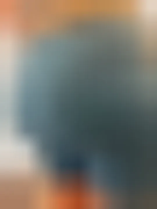 Mina, 22 ans — rencontre lesbienne à Montrouge