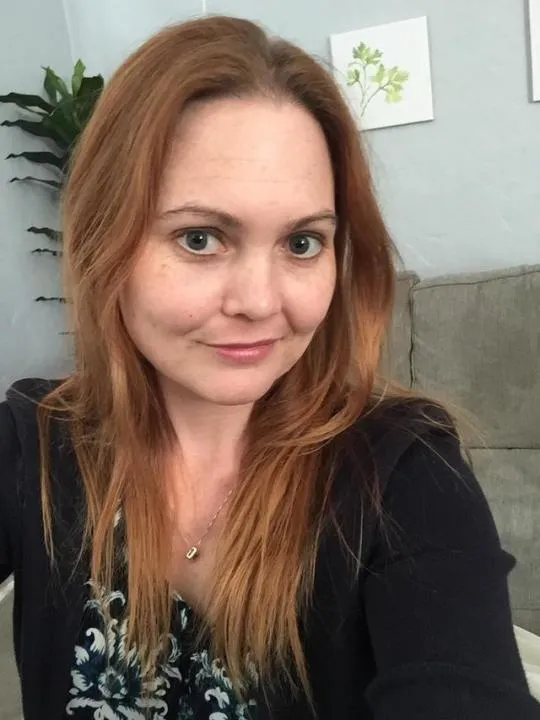 Flavie, 25 ans — rencontre lesbienne à Saint-Paul