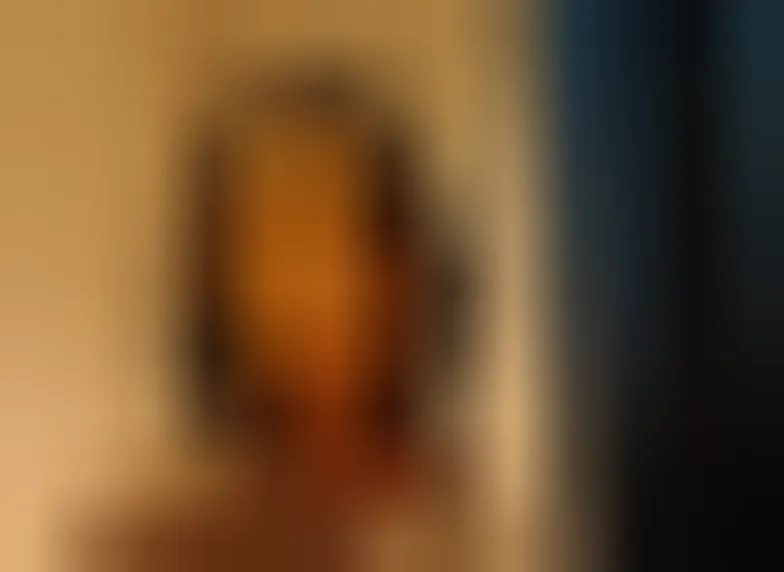 Raphaëlle, 34 ans — rencontre lesbienne à Châteauneuf-les-Martigues