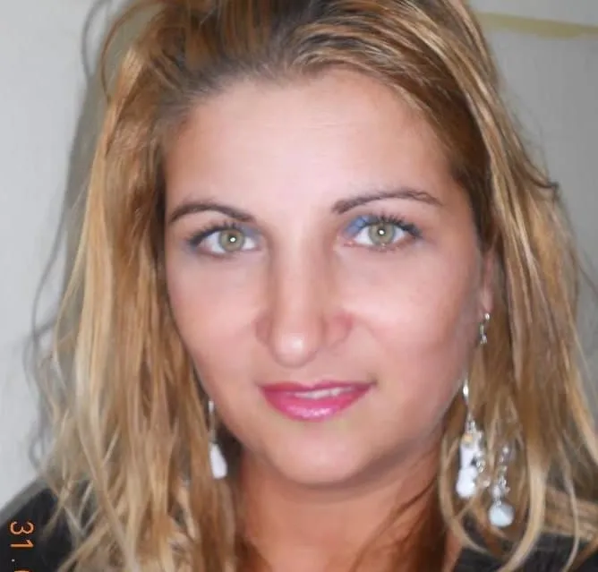 Éléna, 23 ans — rencontre lesbienne à Saint-Nazaire