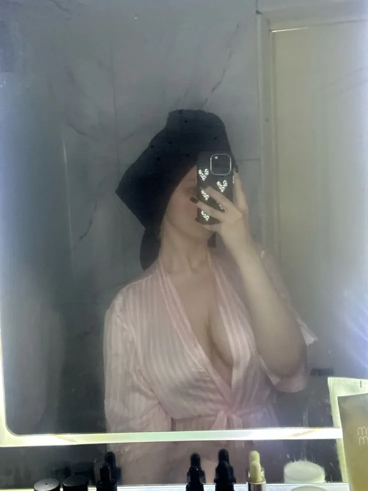 Romane, 29 ans — rencontre lesbienne à Le Mesnil-Saint-Denis