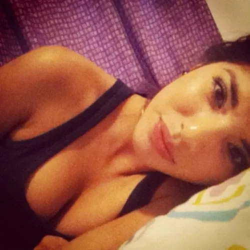 Djamila, 27 ans — rencontre lesbienne à Massy