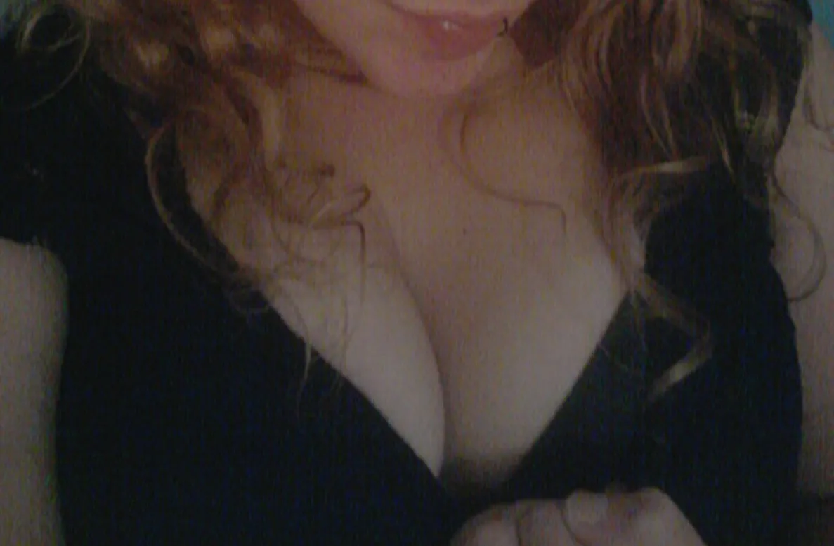 Iris, 32 ans — rencontre lesbienne à Poitiers
