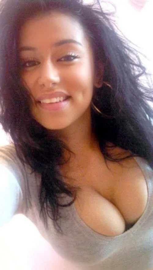 Elsa, 24 ans — rencontre lesbienne à Charleville-Mézières