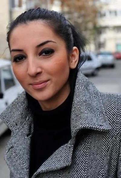 Thanina, 24 ans — rencontre lesbienne à Saint-Gilles