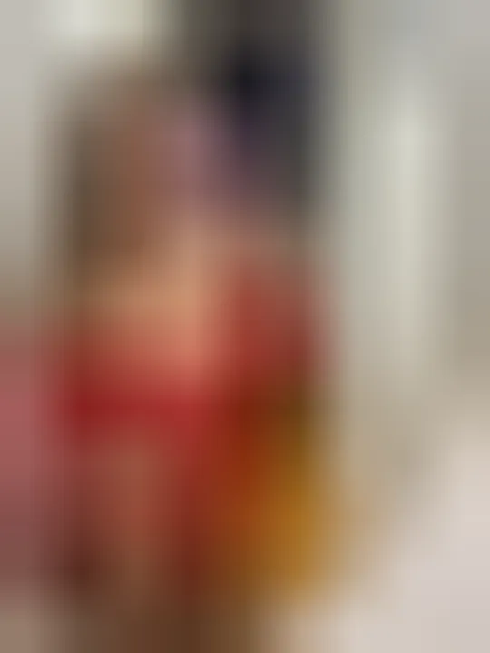 Ikram, 19 ans — rencontre lesbienne à Vitré