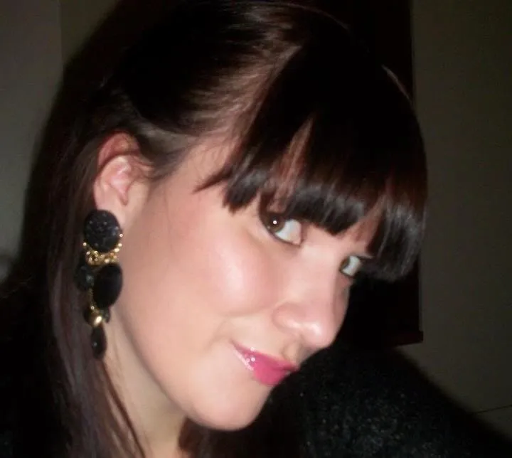 Lina, 19 ans — rencontre lesbienne à Pontoise
