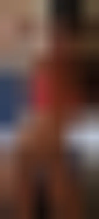 Feriel, 34 ans — rencontre lesbienne à Saint-Philippe